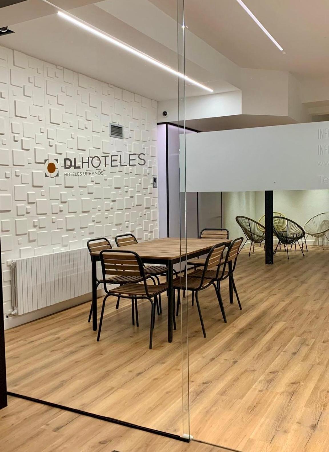 Dl Urban Hotel